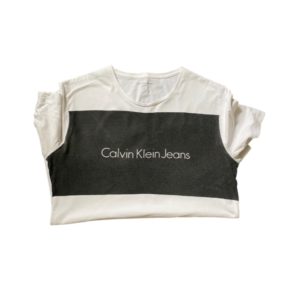 Calvin Klein T-Shirt Size Medium Size M
